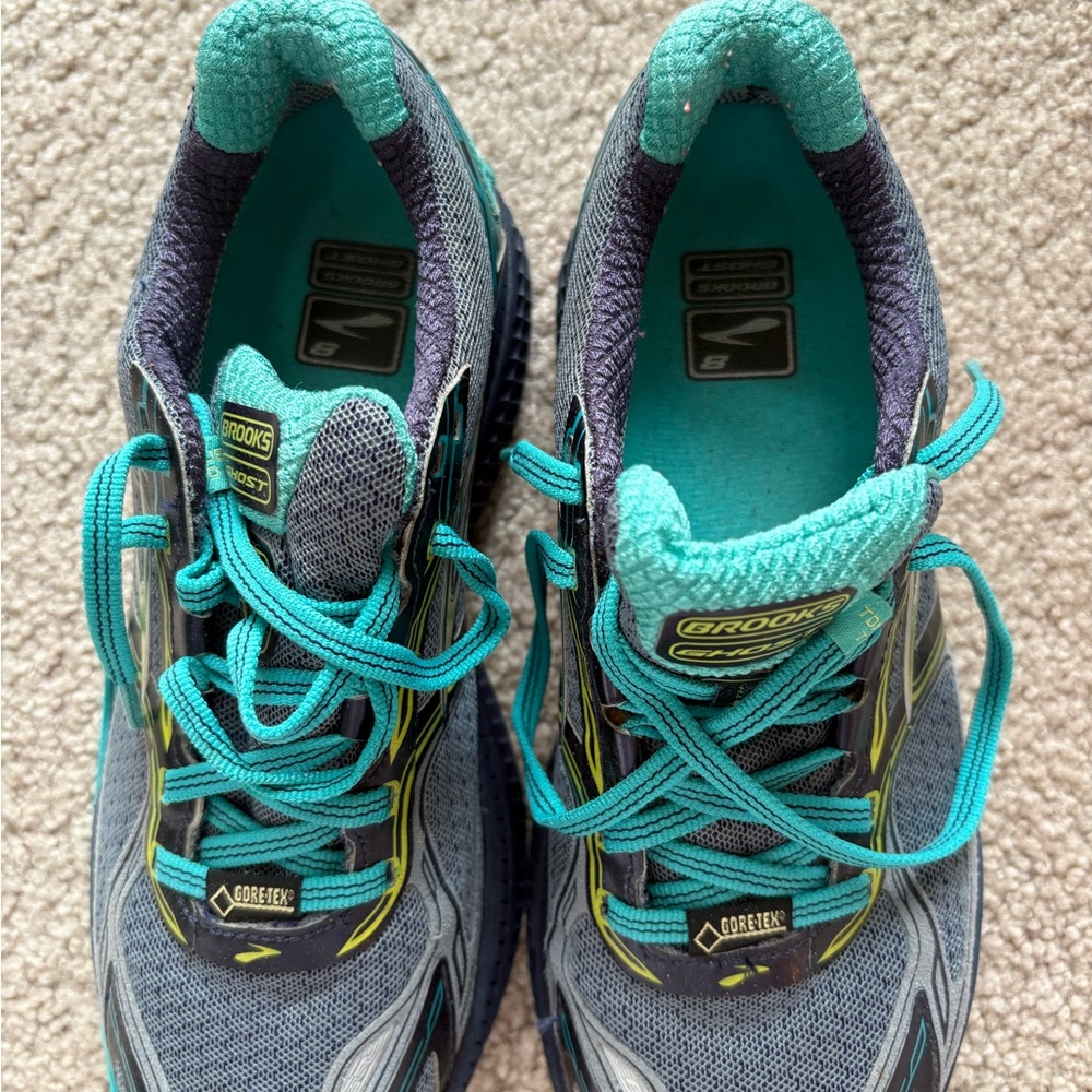Brooks Women's Athletic Shoes - Teal and Gray